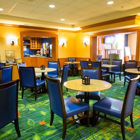 Fairfield Inn By Marriott Toronto Oakville Exterior foto
